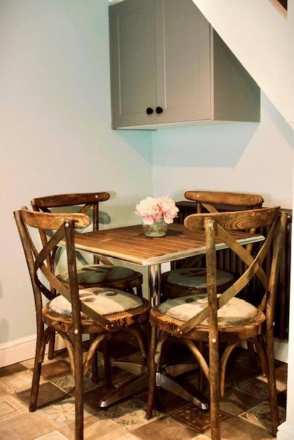 Boutique Fisherman'S Grade II Listed Cottage Scarborough Exterior foto
